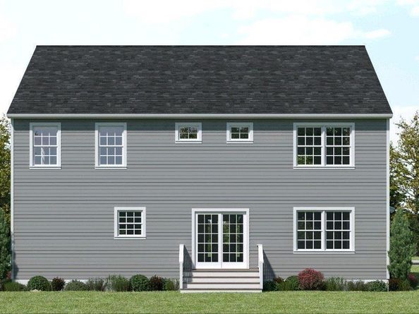 106 Schoolhouse Road, East Islip NY 11730