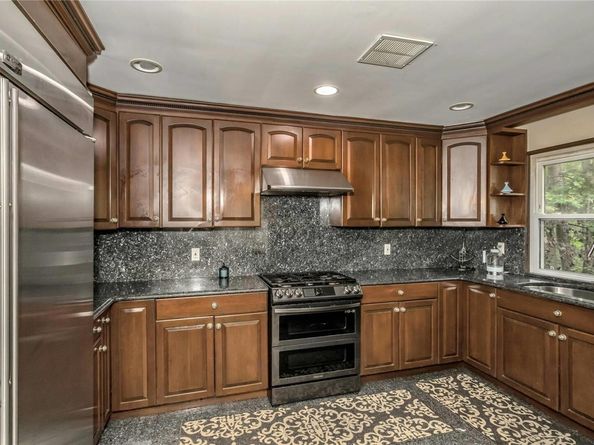 208 Woodbury Road, Woodbury NY 11797