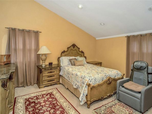 208 Woodbury Road, Woodbury NY 11797
