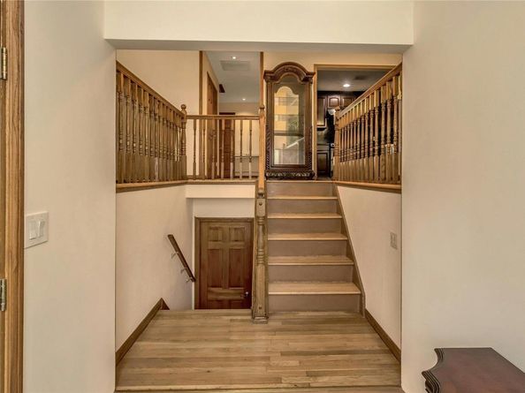 208 Woodbury Road, Woodbury NY 11797