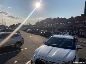 204-15 Foothill Avenue B 42, Hollis NY 11423