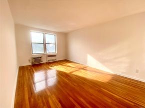 41-25 Kissena Boulevard 2S, Flushing NY 11355