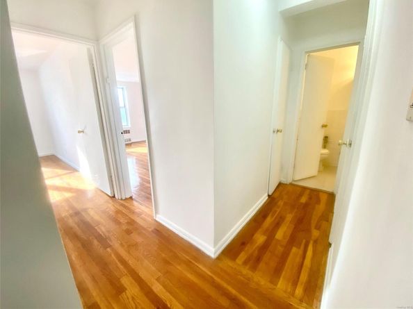 41-25 Kissena Boulevard 2S, Flushing NY 11355