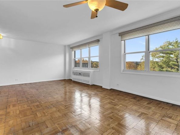 3935 Blackstone Avenue 5K, Bronx NY 10471