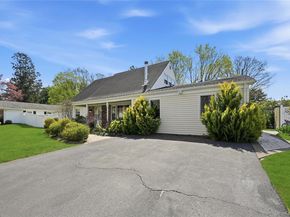18 Marwood Place, Stony Brook NY 11790