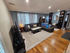 18 Robert Street, Freeport NY 11520