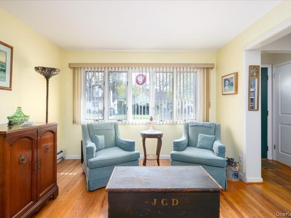 762 Durham Road, East Meadow NY 11554