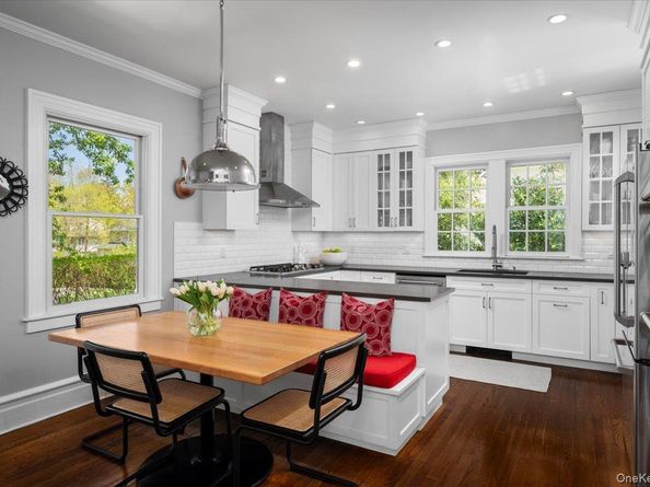 560 Pelhamdale Avenue, Pelham, NY 10803 - For Sale