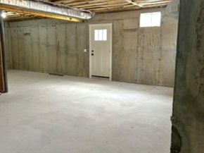 5 Baker Lane, Levittown NY 11756