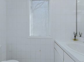 151 wanser, Inwood NY 11096