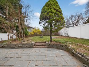 15 Lindsay Street, Huntington NY 11743