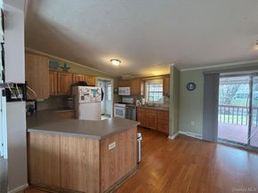1661 Old Country Road 417, Riverhead NY 11901
