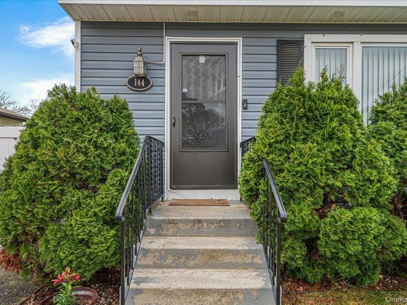 144 Washington Avenue, Wheatley Heights NY 11798