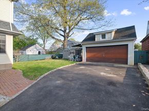 78 Beechwood Avenue, Port Washington NY 11050