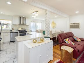 20 Gardenia Lane, Hicksville NY 11801
