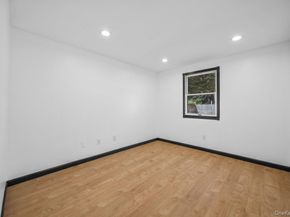 819 Canal Road, Mount Sinai NY 11766