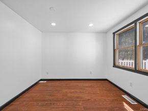 819 Canal Road, Mount Sinai NY 11766