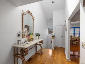 9 Eastern Drive, New Hyde Park NY 11040
