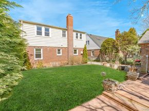 14 Milton Court, Rockville Centre NY 11570