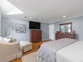 340 Woodbridge Lane, Jericho NY 11753