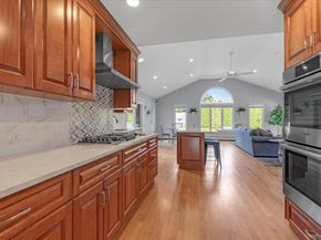 340 Woodbridge Lane, Jericho NY 11753