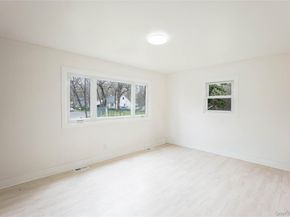 2 Oakland Drive N, Riverhead NY 11901