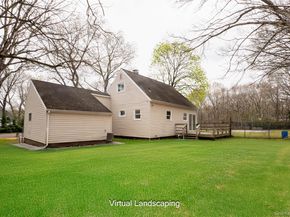 2 Oakland Drive N, Riverhead NY 11901