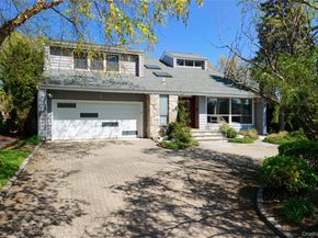 2 Crest Hollow Lane, Albertson NY 11507