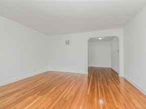 55 E 190 57, Bronx NY 10468