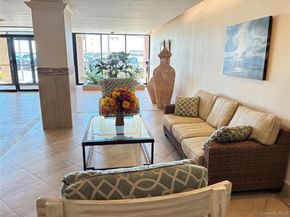 1 E Broadway 7B, Long Beach NY 11561