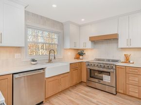 2 Pebble Hill Drive, Northport NY 11768