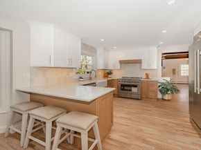 2 Pebble Hill Drive, Northport NY 11768