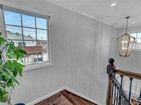 8 Vernon Street, Farmingdale NY 11735