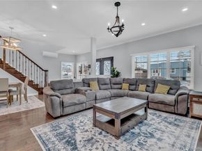 8 Vernon Street, Farmingdale NY 11735