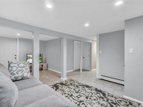 8 Vernon Street, Farmingdale NY 11735