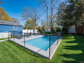 48 Springville Road, Hampton Bays NY 11946