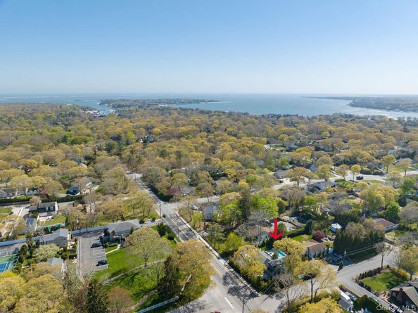 48 Springville Road, Hampton Bays NY 11946