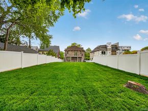 8366 Charlecote Ridge, Jamaica NY 11432