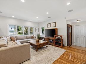 8 Lewis Lane, Port Washington NY 11050