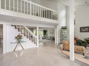 38 Tamara Court, Melville NY 11747