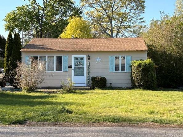 410 3rd Avenue, East Northport NY 11731