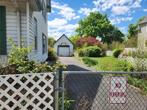 34 Oakland Street, Hempstead NY 11550
