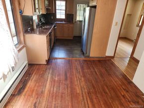 34 Oakland Street, Hempstead NY 11550