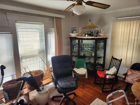 34 Oakland Street, Hempstead NY 11550