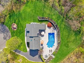 24 Allyson Place, East Setauket NY 11733