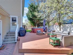 18 Hampton Road, Lynbrook NY 11563