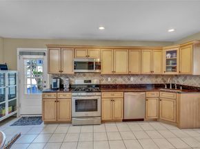 18 Hampton Road, Lynbrook NY 11563