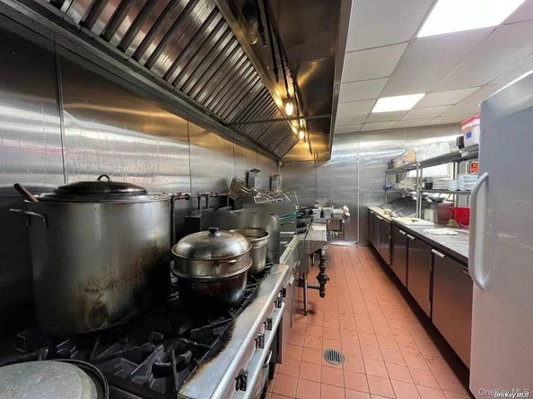 18-24 College Point Boulevard, College Point NY 11356