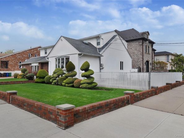86-17 157th Avenue, Howard Beach NY 11414