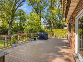241-01 52ND Avenue, Douglaston NY 11362